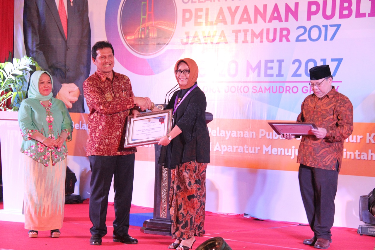 BPHN MENERIMA PENGHARGAAN TOP 99 UNTUK APLIKASI SIDBANKUM.BPHN.GO.ID
