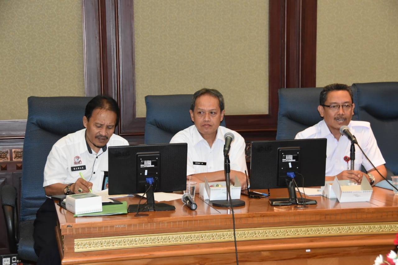 130 DESA/KELURAHAN DI JABAR AKAN DILAKUKAN PEMBINAAN DAN PENILAIAN KRITERIA SADAR HUKUM