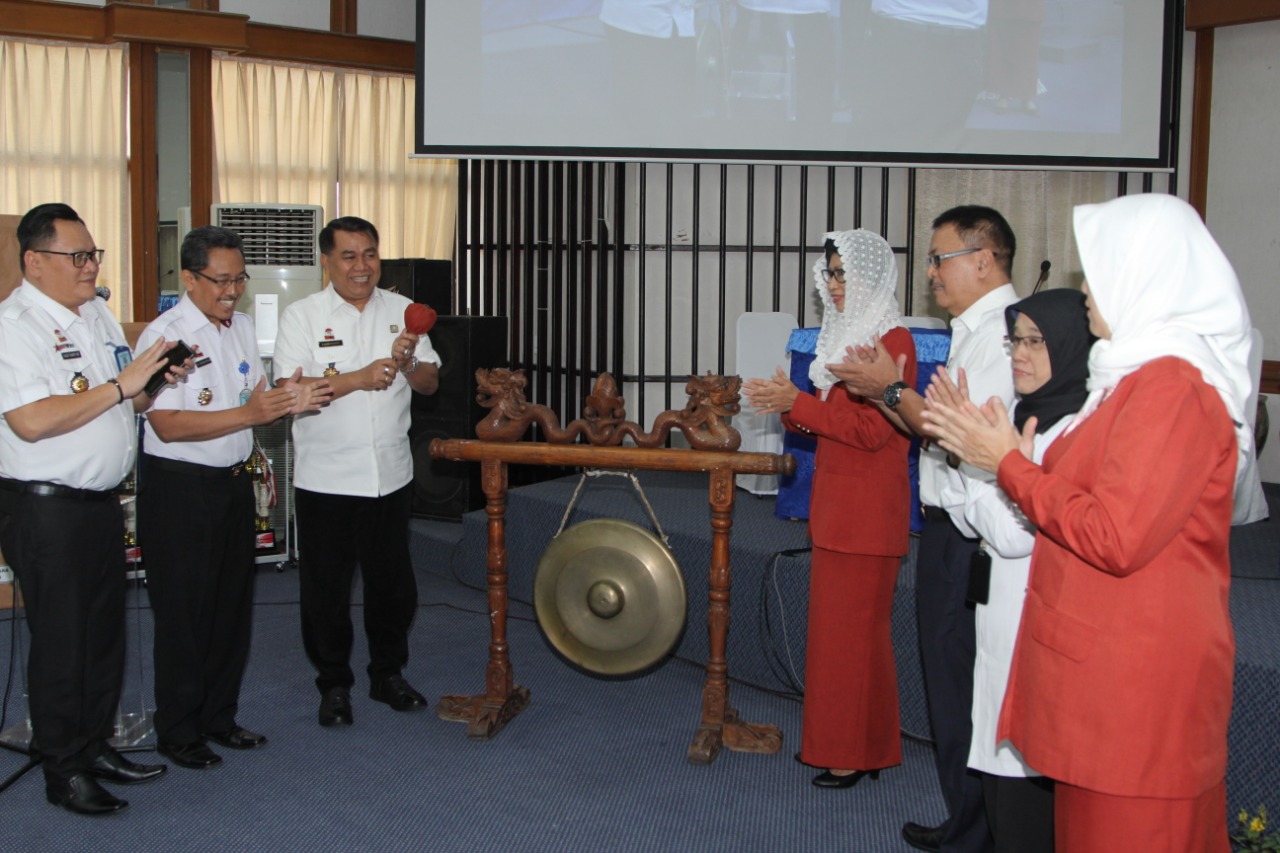 12 PesertaLomba Kadarkum Lolos Ke Babak Perempat Final