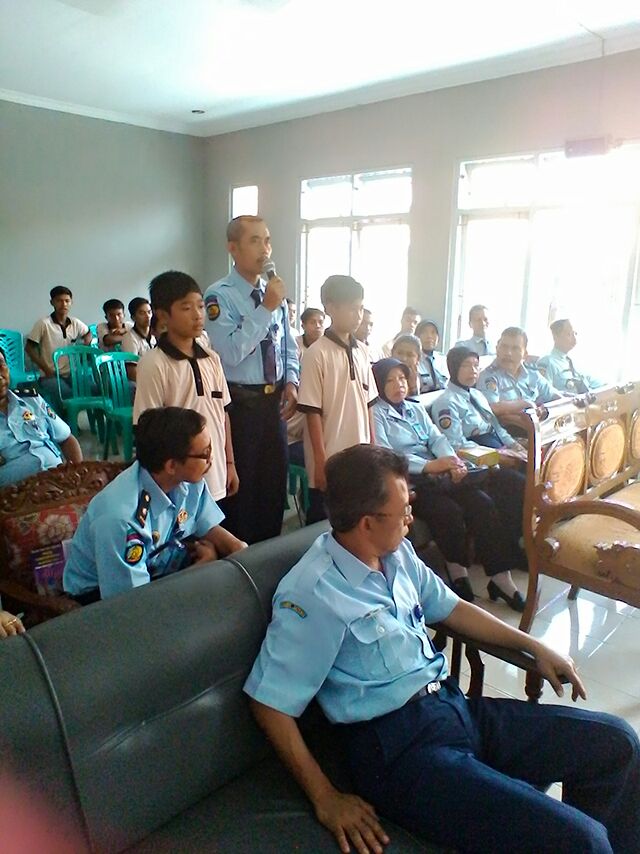 BANTUAN HUKUM SEBAGAI AKSES KEADILAN BAGI ORANG MISKIN/TAHANAN MISKIN