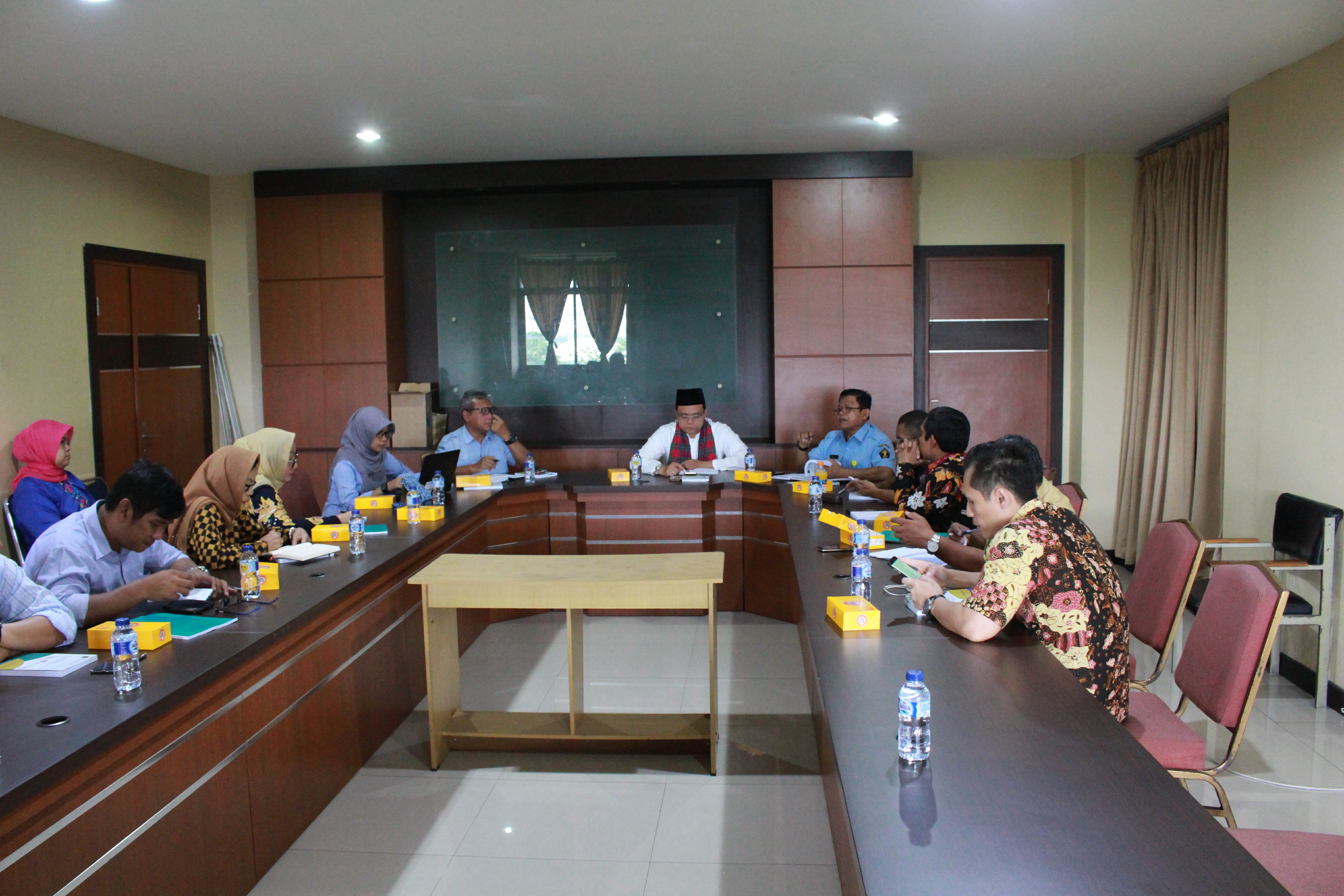 BPHN Menerima Audiensi Rapat Konsultasi DPRD dan Pemda Kota Cirebon