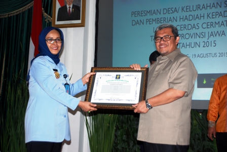 775 Desa/Kelurahan di Jawa Barat di Resmikan Sebagai Desa/Kelurahan Sadar Hukum