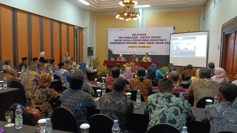 Perkuat Peran Kepala Desa dan Lurah, Pemprov Jatim bersama BPHN Gelar Pelatihan Pra Paralegal Justice Award 2024