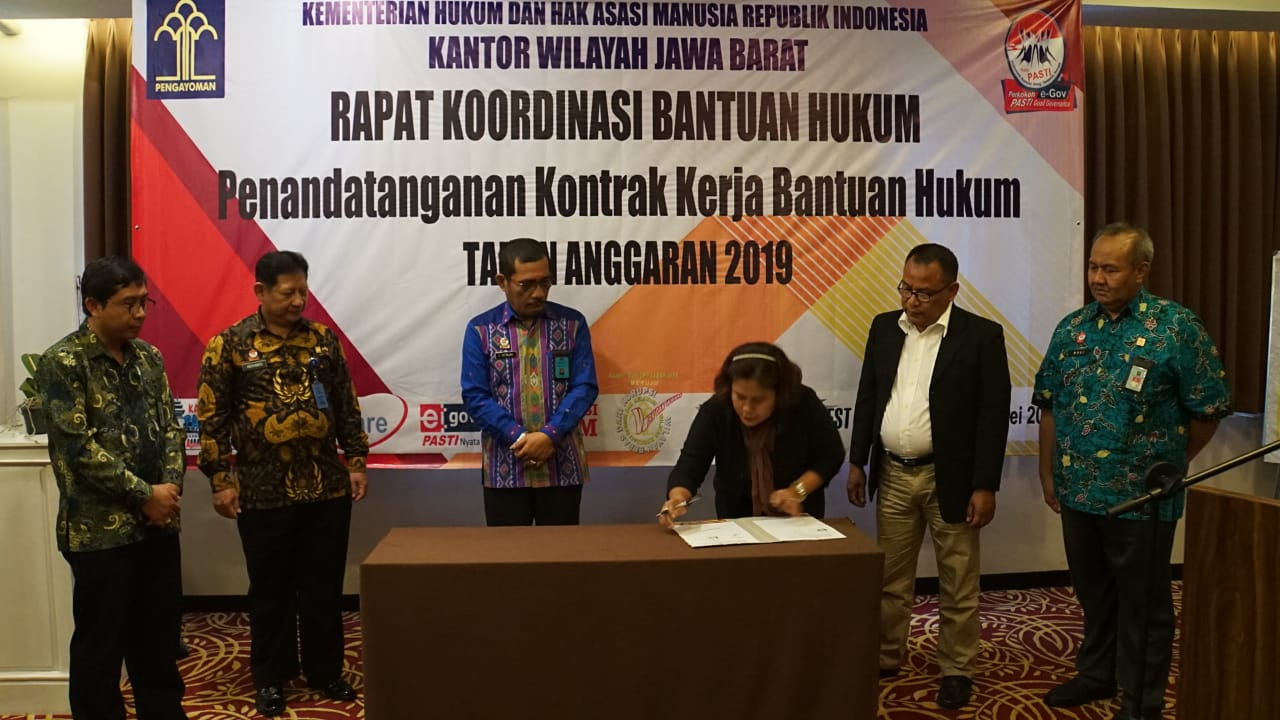 47 OBH DAN PARALEGAL DI JABAR TANDATANGANI MoU DENGAN KANWIL KUMHAM JABAR