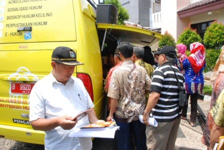 Warga Kelurahan Kebon Pala Menyambut Baik Kegiatan Ceramah Hukum Terpadu