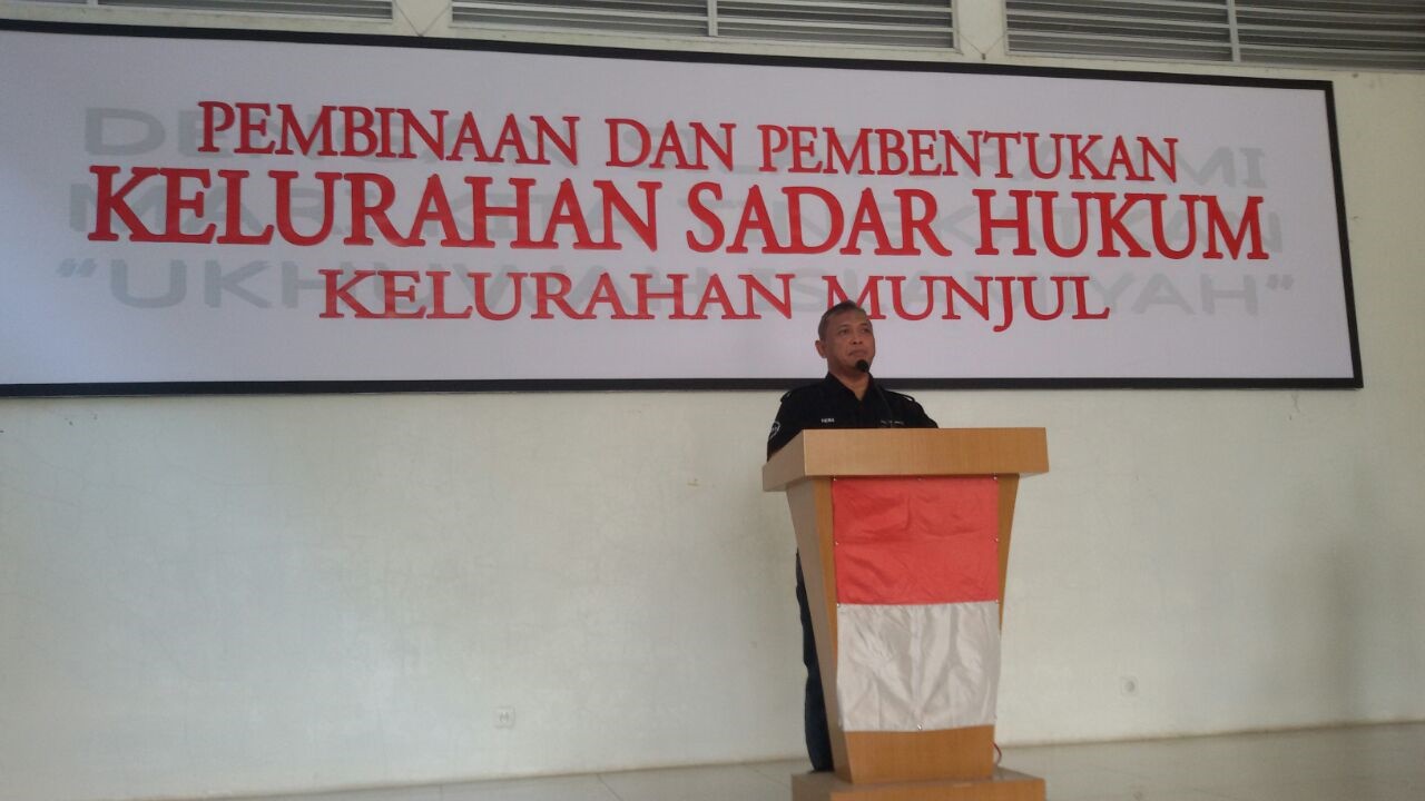 PEMBENTUKAN KELOMPOK DESA/KELURAHAN BINAAN SADAR HUKUM DI KELURAHAN MUNJUL