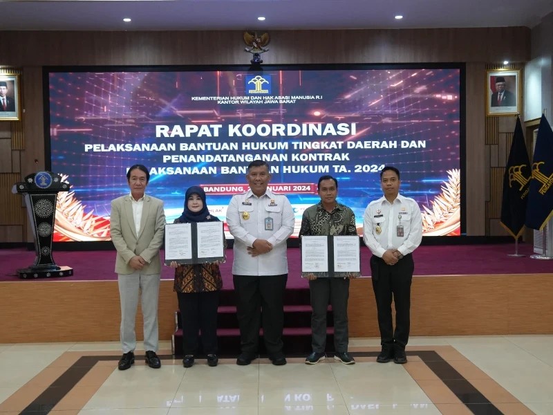BPHN bersama Kanwil Kemenkumham dan PBH Provinsi Jawa Barat Tanda Tangani Kontrak Pelaksanaan Bantuan Hukum TA 2024
