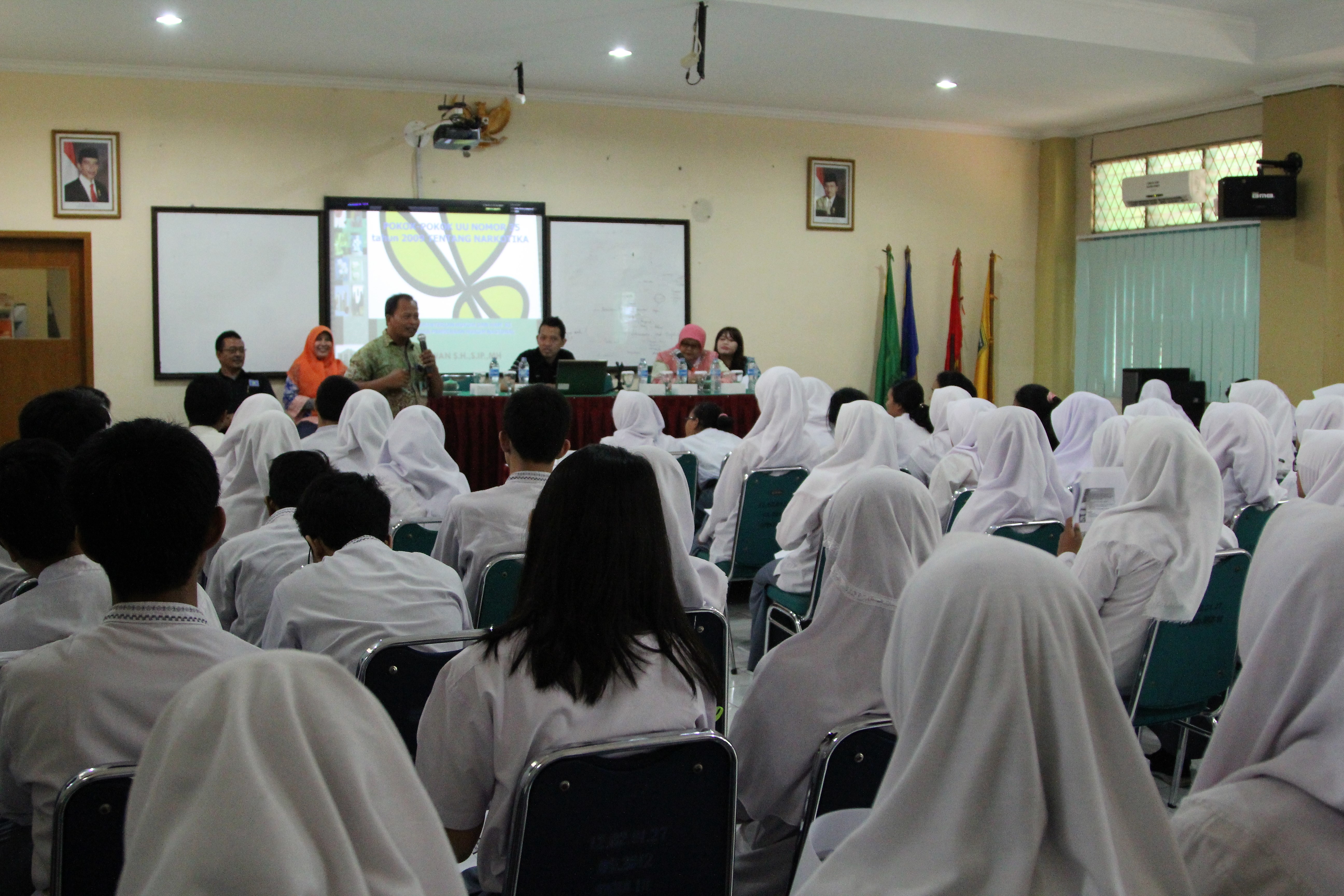 BPHN Sosialisasikan UU No. 35 Tahun 2009 tentang Narkotika dan UU No. 35 Tahun 2014 tentang Perlindungan Anak