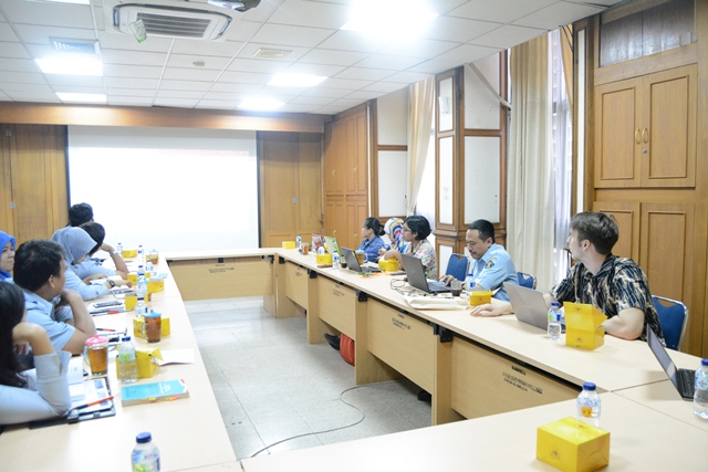 Rapat Penyusunan Rancangan Peraturan Daerah dan Penganggaran Bantuan Hukum
